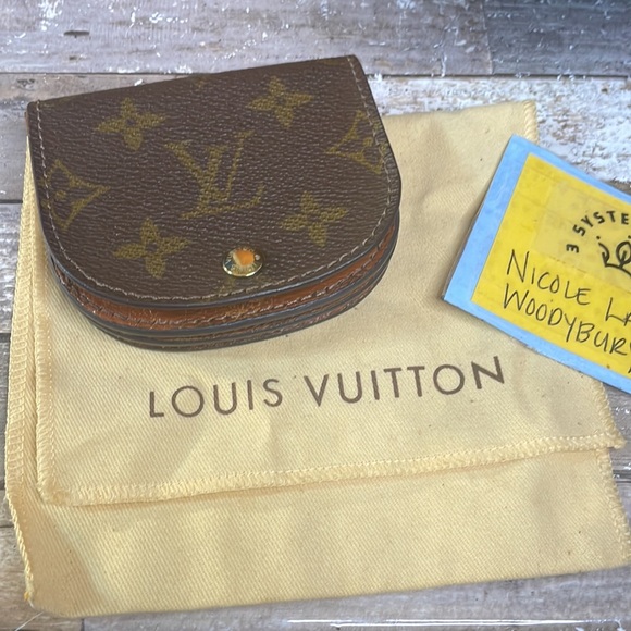 Louis Vuitton Coin Pouchette - Picture 11 of 11
